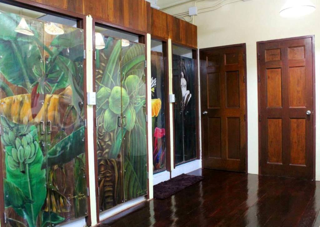 Baan Bovorn Banguecoque Exterior foto
